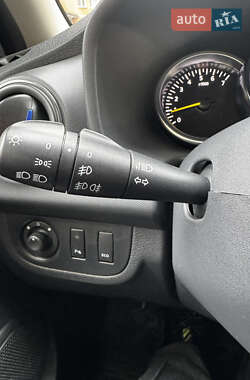 Хэтчбек Renault Sandero 2020 в 