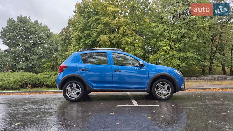 Хэтчбек Renault Sandero 2019 в Черкассах