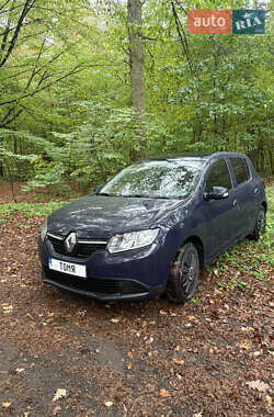 Хетчбек Renault Sandero 2016 в Узині