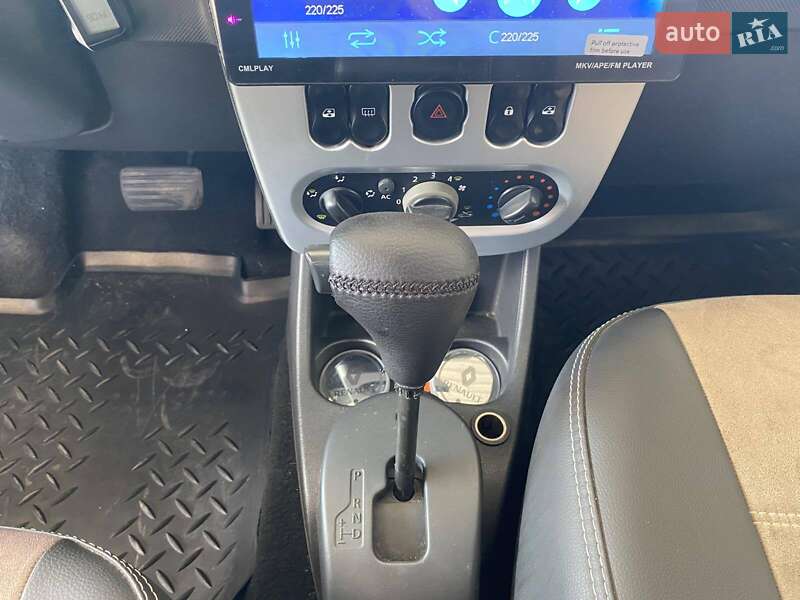 Хетчбек Renault Sandero 2011 в Миколаєві