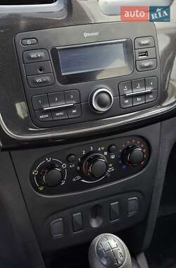 Хэтчбек Renault Sandero 2021 в 
