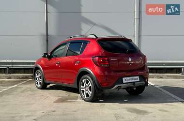 Хэтчбек Renault Sandero 2019 в 