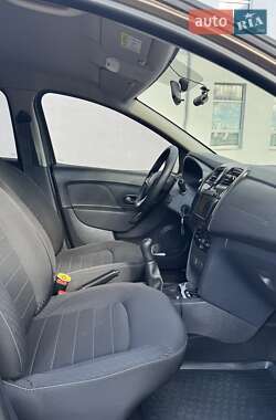 Хэтчбек Renault Sandero 2020 в 