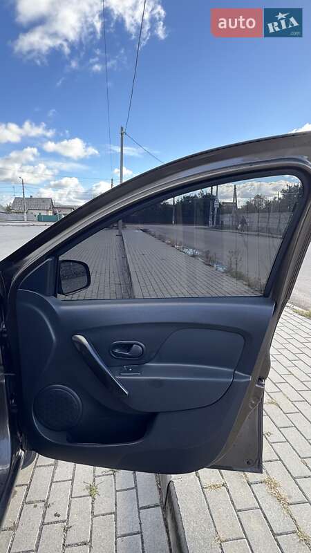 Хетчбек Renault Sandero 2020 в Житомирі фото 13 Хетчбек Renault Sandero 2020 в Житомирі