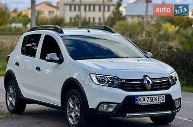 Хэтчбек Renault Sandero 2021 в 