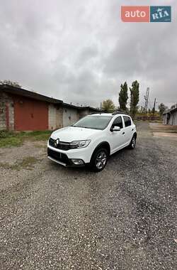 Хэтчбек Renault Sandero 2019 в 