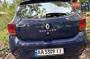 Хэтчбек Renault Sandero 2019 в 
