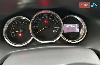 Хэтчбек Renault Sandero 2019 в 