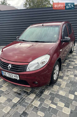 Хетчбек Renault Sandero 2011 в Миколаєві