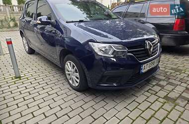 Хэтчбек Renault Sandero 2019 в 