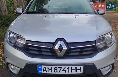 Хэтчбек Renault Sandero 2018 в 