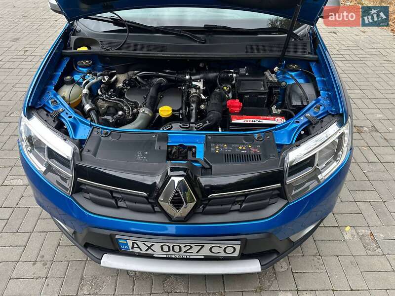 Хетчбек Renault Sandero 2017 в Дніпрі