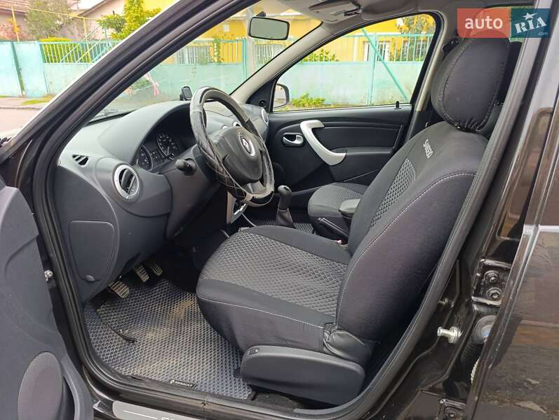 Хэтчбек Renault Sandero 2012 в Мукачево фото 4 Хэтчбек Renault Sandero 2012 в Мукачево