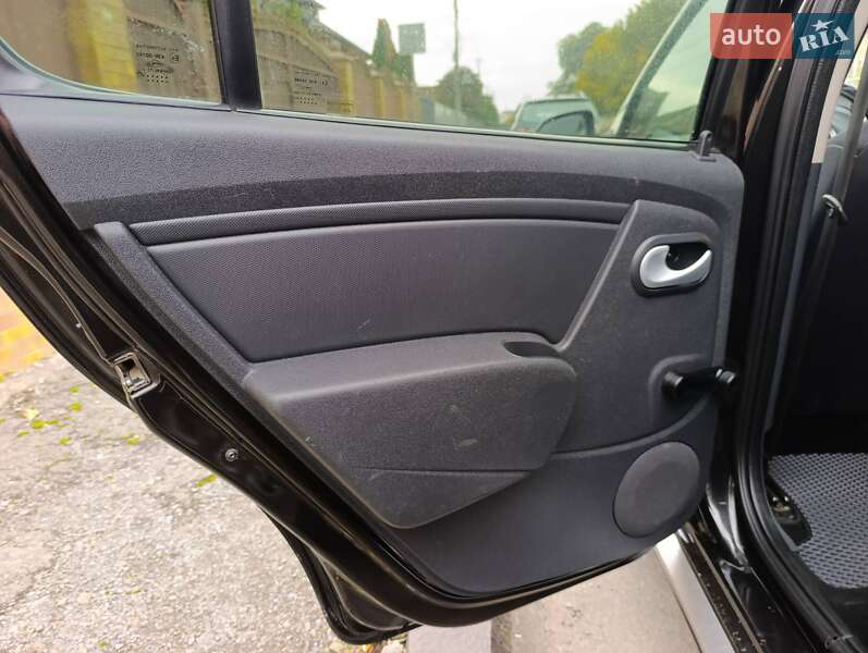 Хэтчбек Renault Sandero 2012 в Мукачево фото 8 Хэтчбек Renault Sandero 2012 в Мукачево