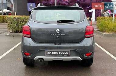 Хэтчбек Renault Sandero 2020 в 