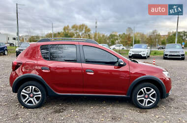 Хэтчбек Renault Sandero 2019 в 