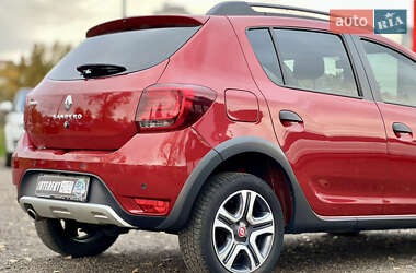 Хэтчбек Renault Sandero 2019 в 