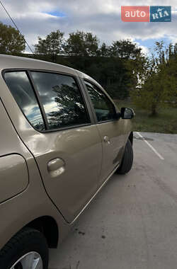 Хэтчбек Renault Sandero 2020 в 