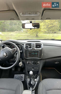 Хэтчбек Renault Sandero 2020 в 