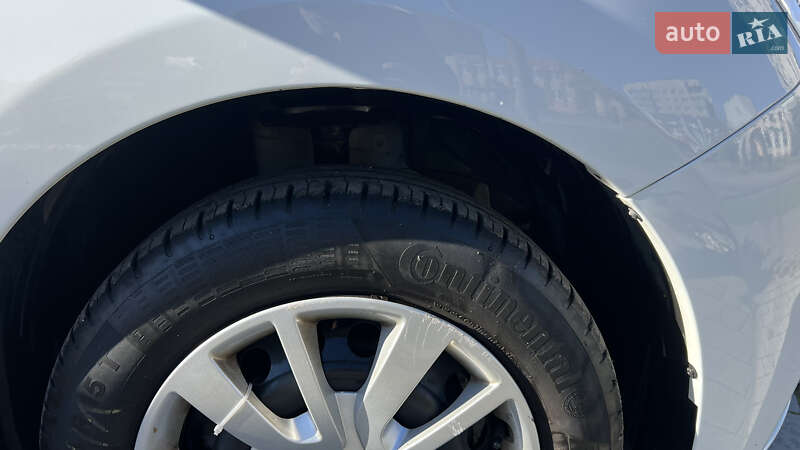 Хэтчбек Renault Sandero 2020 в Львове фото 37 Хэтчбек Renault Sandero 2020 в Львове