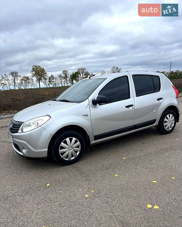 Хэтчбек Renault Sandero 2009 в Умани фото 6 Хэтчбек Renault Sandero 2009 в Умани