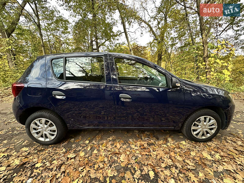 Хэтчбек Renault Sandero 2019 в Киеве фото 6 Хэтчбек Renault Sandero 2019 в Киеве