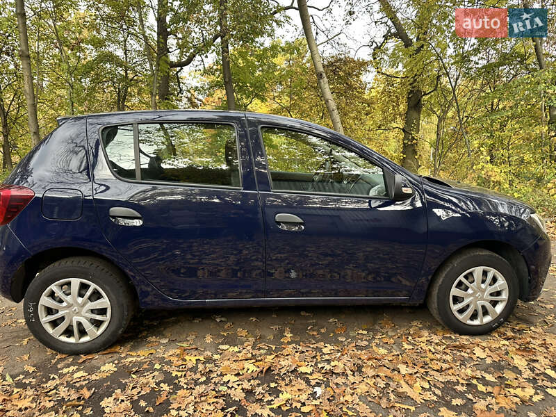 Хэтчбек Renault Sandero 2019 в Киеве фото 5 Хэтчбек Renault Sandero 2019 в Киеве