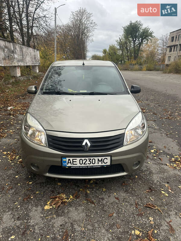 Хэтчбек Renault Sandero 2012 в Днепре
