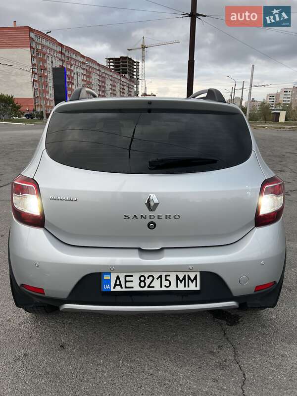 Хэтчбек Renault Sandero 2014 в Запорожье