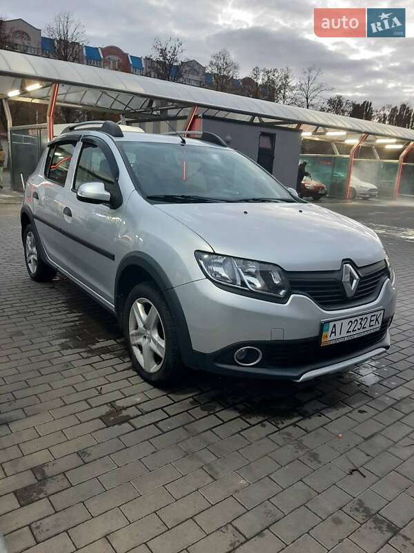 Хэтчбек Renault Sandero 2014 в Белой Церкви
