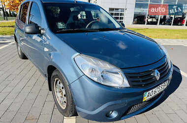 Хэтчбек Renault Sandero 2011 в Мукачево