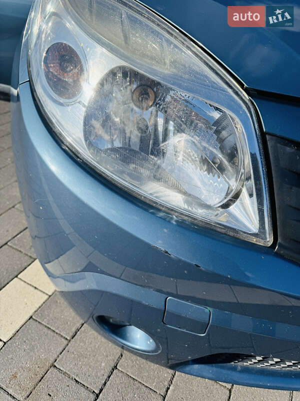 Хэтчбек Renault Sandero 2011 в Мукачево фото 14 Хэтчбек Renault Sandero 2011 в Мукачево