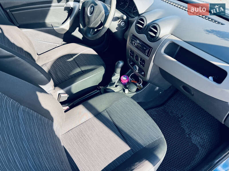 Хэтчбек Renault Sandero 2011 в Мукачево фото 19 Хэтчбек Renault Sandero 2011 в Мукачево