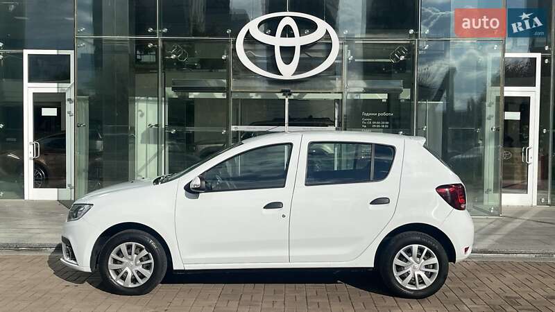 Хэтчбек Renault Sandero 2019 в Киеве фото 3 Хэтчбек Renault Sandero 2019 в Киеве