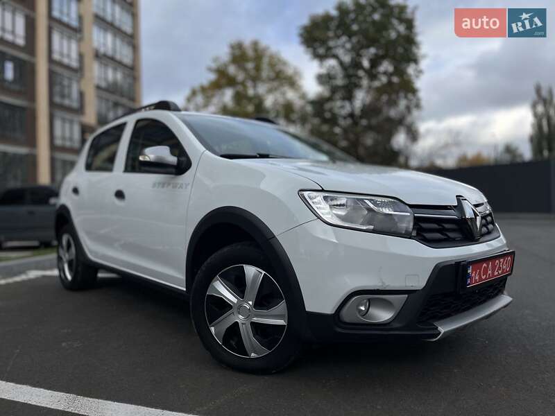 Хэтчбек Renault Sandero 2018 в Чернигове