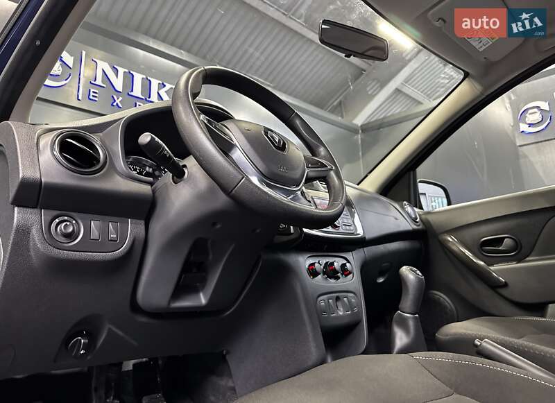 Хэтчбек Renault Sandero 2019 в Киеве фото 26 Хэтчбек Renault Sandero 2019 в Киеве