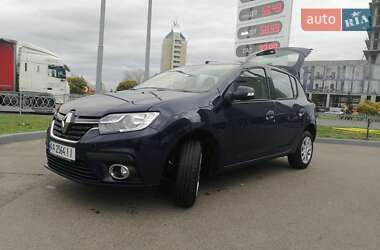 Хэтчбек Renault Sandero 2019 в Киеве