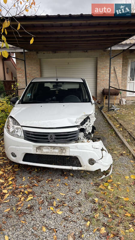 Хэтчбек Renault Sandero 2011 в Ровно