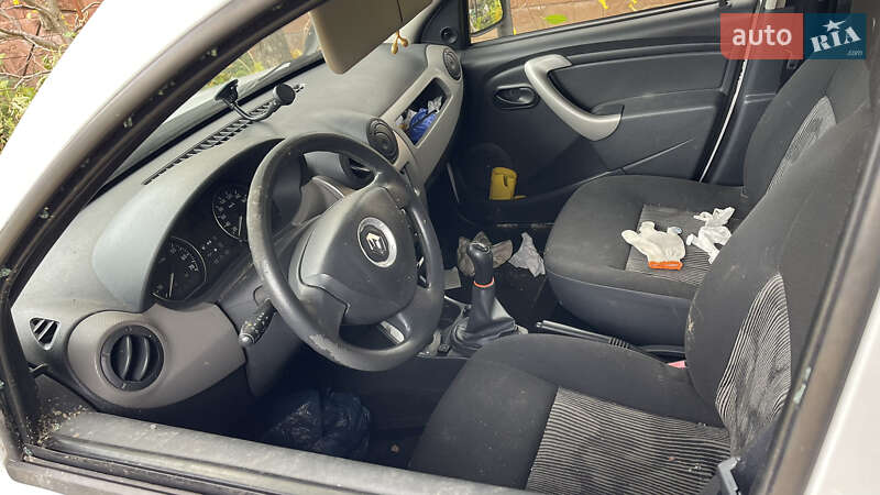 Хэтчбек Renault Sandero 2011 в Ровно