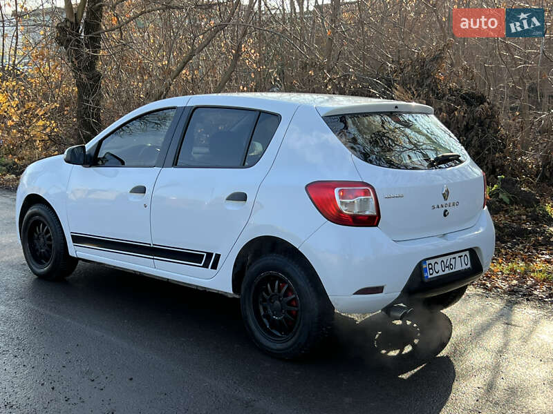 Хэтчбек Renault Sandero 2016 в Шептицькому фото 10 Хэтчбек Renault Sandero 2016 в Шептицькому