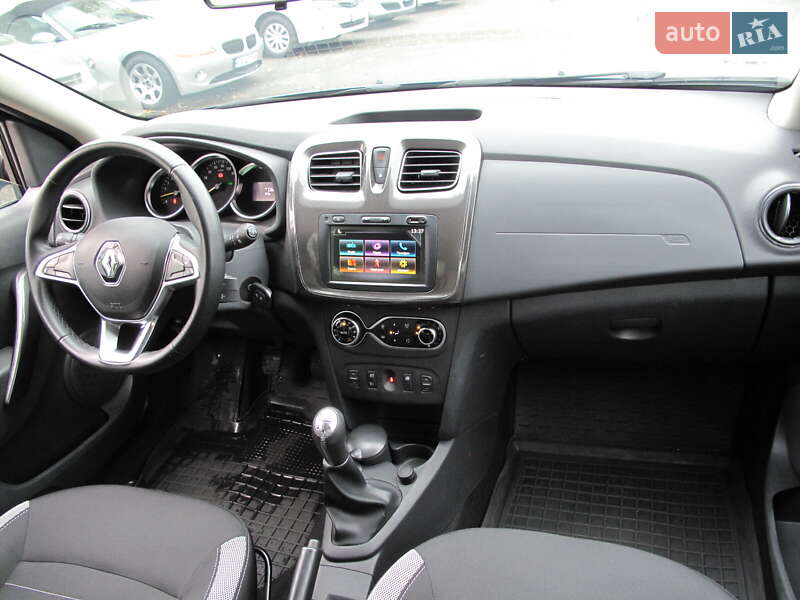 Хэтчбек Renault Sandero 2019 в Киеве фото 56 Хэтчбек Renault Sandero 2019 в Киеве