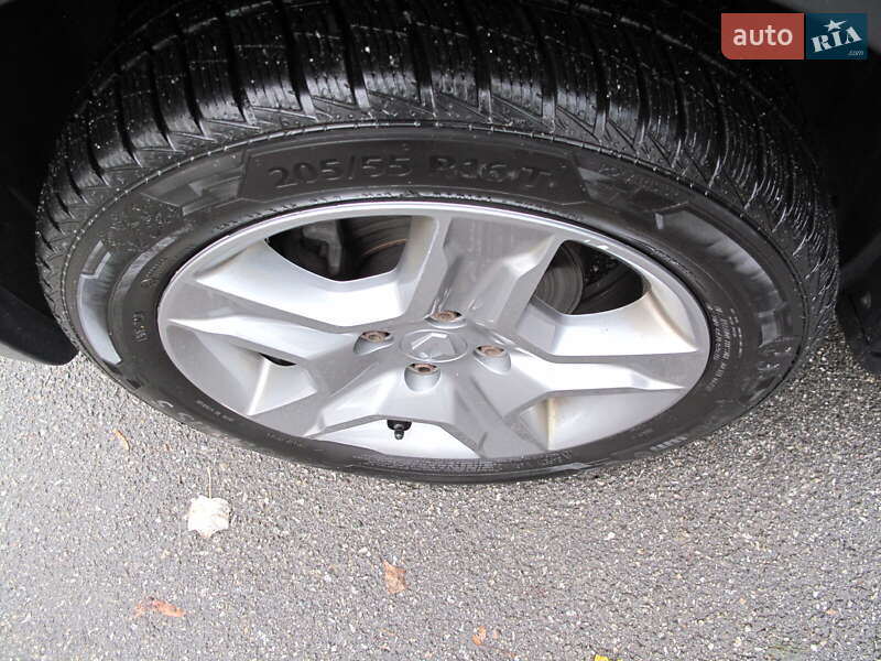 Хэтчбек Renault Sandero 2019 в Киеве фото 63 Хэтчбек Renault Sandero 2019 в Киеве