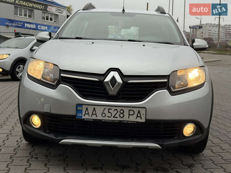 Хэтчбек Renault Sandero 2016 в Хмельницком фото 5 Хэтчбек Renault Sandero 2016 в Хмельницком