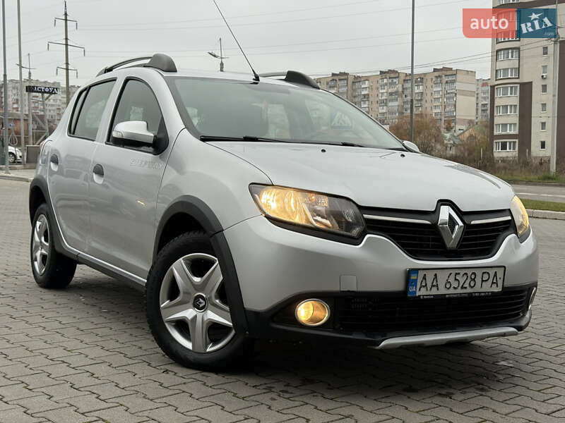Хэтчбек Renault Sandero 2016 в Хмельницком фото 7 Хэтчбек Renault Sandero 2016 в Хмельницком