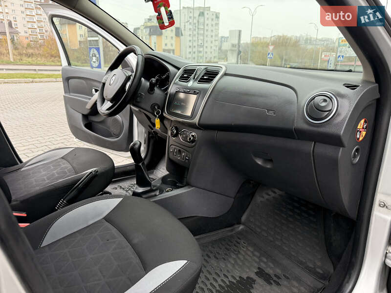 Хэтчбек Renault Sandero 2016 в Хмельницком фото 33 Хэтчбек Renault Sandero 2016 в Хмельницком