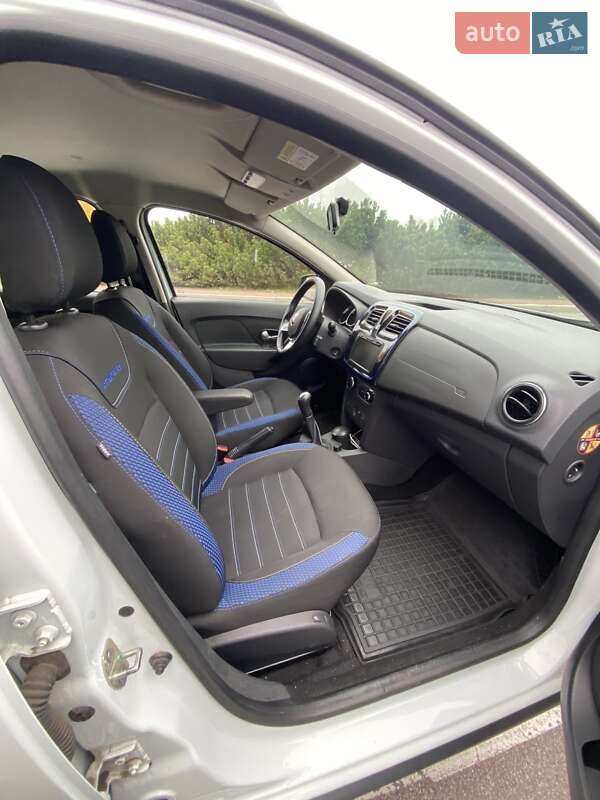 Хэтчбек Renault Sandero 2020 в Киеве