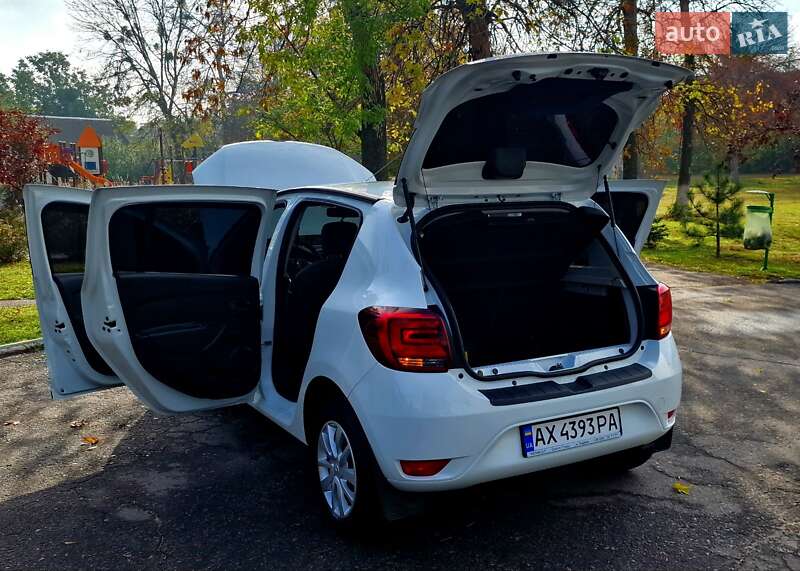 Хэтчбек Renault Sandero 2019 в Песочине