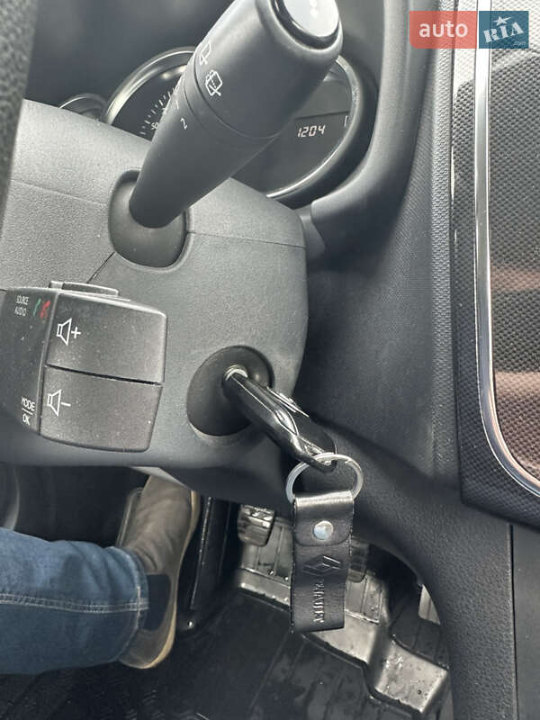 Хэтчбек Renault Sandero 2019 в Киеве фото 23 Хэтчбек Renault Sandero 2019 в Киеве