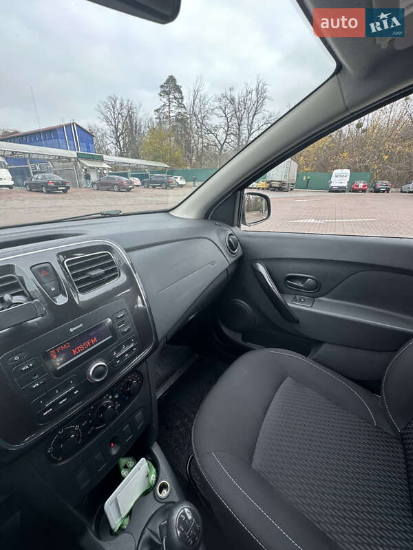 Хэтчбек Renault Sandero 2019 в Киеве фото 26 Хэтчбек Renault Sandero 2019 в Киеве