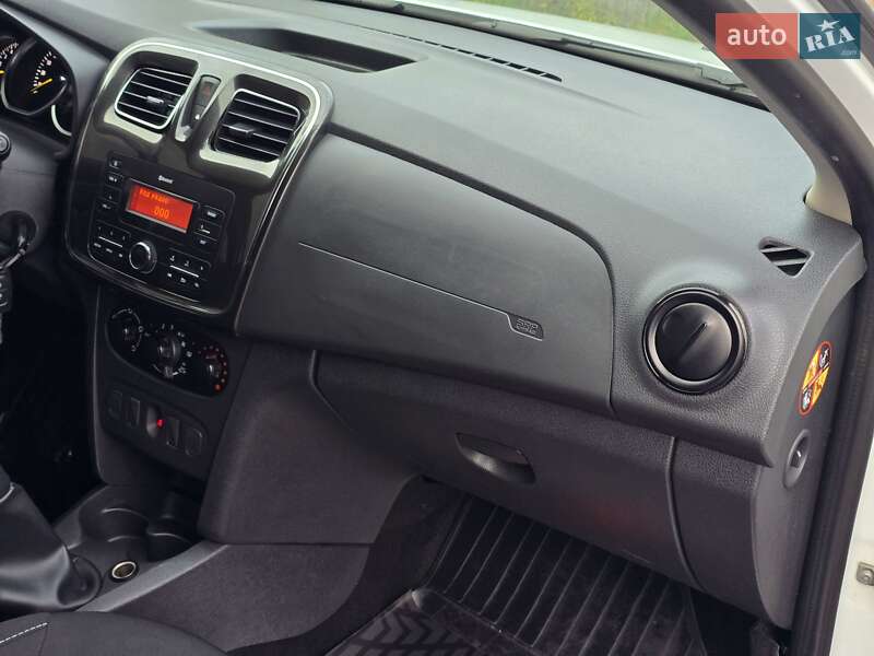 Хэтчбек Renault Sandero 2018 в Хмельницком